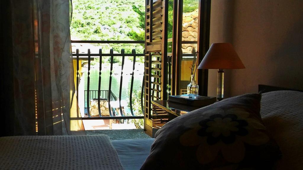 Apartmani Conar Drvenik Veli Exterior foto